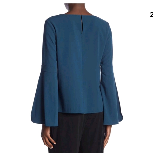 Laundry Crepe Top - Picture 4 of 10